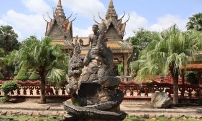 4 Day Siem Reap Tour Angkor Wat Banteay Srei and Tonle Sap