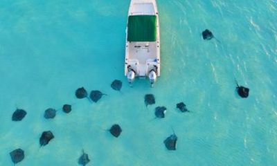 Private boat charters in Grand Cayman