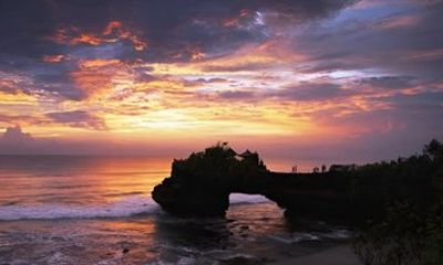 The Golden Hour Journey: Sangeh Monkey Forest to Tanah Lot Sunset