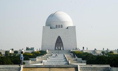 Full Day Karachi Private Customize Tour Included Beach