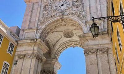 Private Tour Lisbon: Monuments, Viewpoints and Fado (full day)