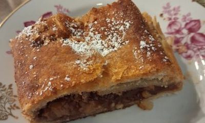 Budapest Small Group Pastry Food Tour