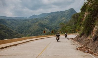 Hidden Caves and Waterfalls Motorcycle Tour in Bogotá