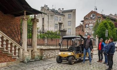 Krakow Heritage Audio Tour: Kazimierz Golf Cart and Vistula Boat