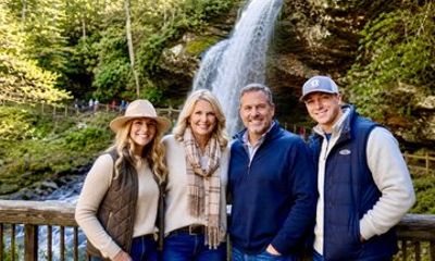Carolina Waterfalls and Highlands Private VIP Boutique Tour