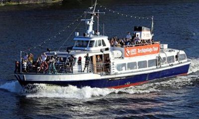 Stockholm Archipelago Tour with traditional Swedish FIKA