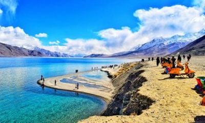 Leh Ladakh 5N | 6 Day Tour Nubra Valley Pangong Lake- Monasteries
