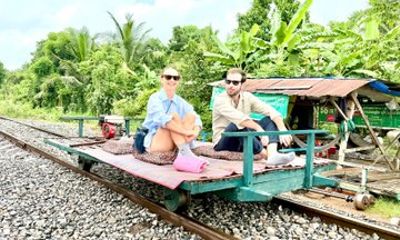 Private Taxi Phnom Penh To Battambang