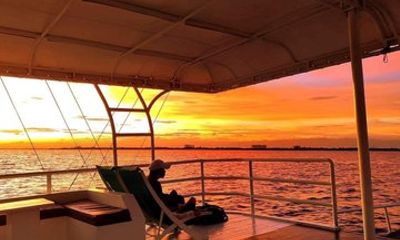 Premium Cebu Sunset Cruise