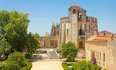 Tomar: Convent of Christ & Pegões Aqueduct Entry with Audio Guide