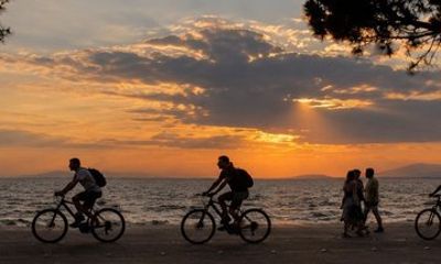 Thessaloniki Sunset Coastal Views and Local Insights E Bike Tour