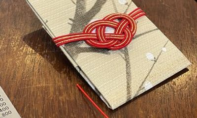 Tokyo Japanese Crafts Making Experience with Mizuhiki or Postcard