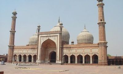 Delhi Street Food Private Tour with Local Guide and Tastings