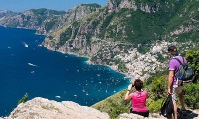 From Naples:Amalfi Coast Gems Day Tour Sorrento, Amalfi & Ravello