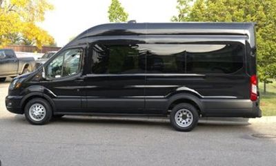 Calgary International Airport Private Transfer
