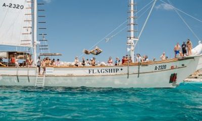 Aruba Morning Schooner Snorkel Cruise with Meal and Open Bar
