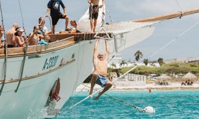 Aruba Afternoon Snorkel Cruise to SS Antilla Wreck