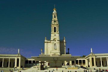 Day Tour to Óbidos, Nazaré & Fátima (from Caldas da Rainha area)