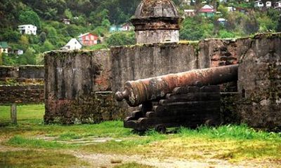 Navigation to Fort System From Valdivia
