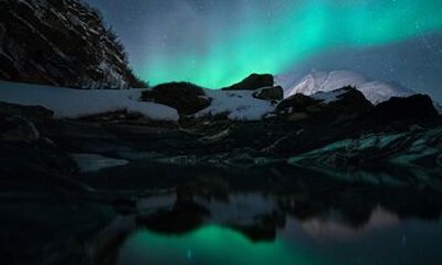 Small-Group Aurora Hunt Northern Lights Chase tour from Senja