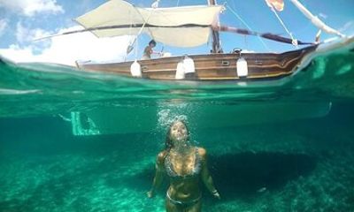 Full-Day Tour on Board a Gozzo in Asinara - pickup from Alghero