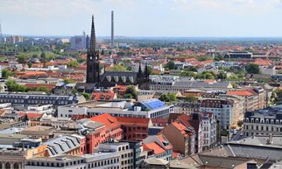 Leipzig : Private Walking tour with A Guide (Private Tour)