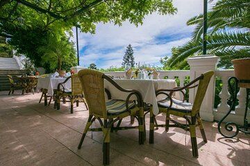 Panoramic tour and English High Tea in Gibraltar