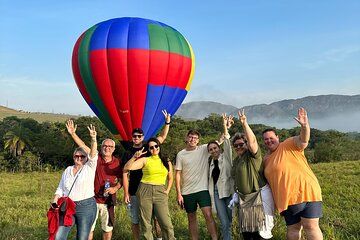 Shared balloon tour at dawn in Tiradentes